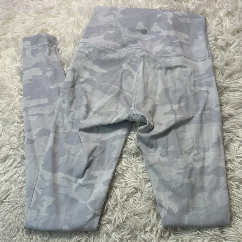 Lululemon Wunder Under High-Rise Tight 28
